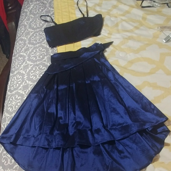 Top and Skirt Set - Picture 3 of 4